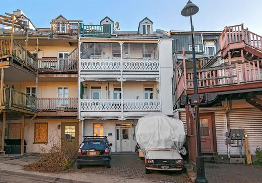 Triplex à vendre - 742-746 Rue St-Olivier, Ville de Québec, G1R1H4