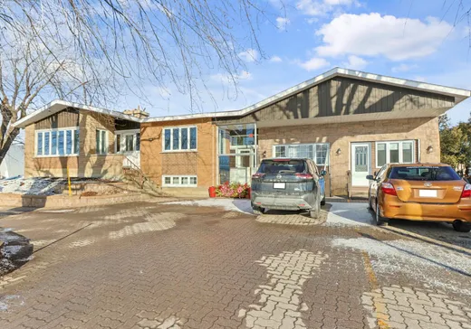 Triplex for sale - 445 Ch. Larocque, Valleyfield, J6T4C7