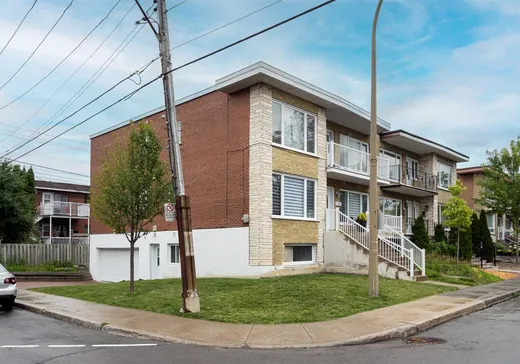 Duplex à vendre - 11735-11737 Rue Joseph-Casavant, Montréal (Ahuntsic/Cartierville), H3M 2B9