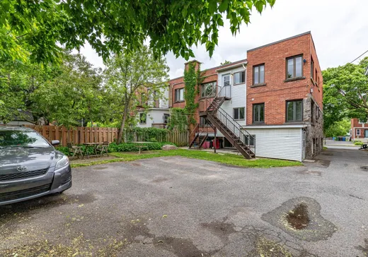 Triplex à vendre - 655 Boul. Desaulniers, Saint-Lambert, J4P 1P5
