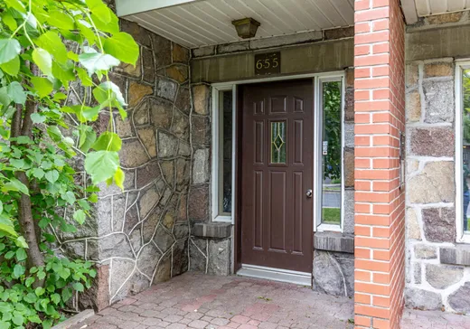 Triplex à vendre - 655 Boul. Desaulniers, Saint-Lambert, J4P 1P5