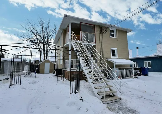 Duplex for sale - 280-282 Rue Académie, Salaberry-de-Valleyfield, J6T4X3