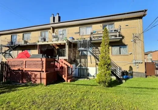 4-Plex à vendre - 2225 Boul. René-Laennec (2225-2231), Laval (Auteuil), H7M 5T5