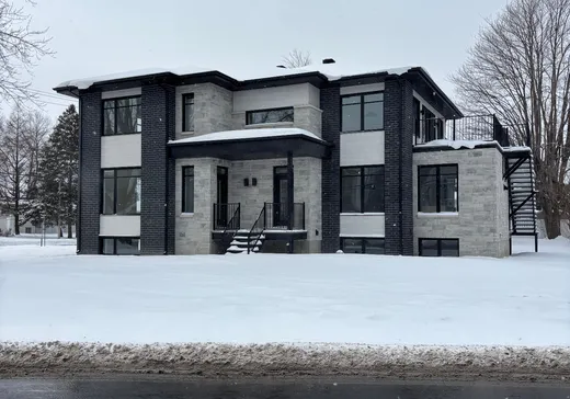 Duplex à vendre - 15 Rue Principale S. (15-17), Delson, J5B1Z3