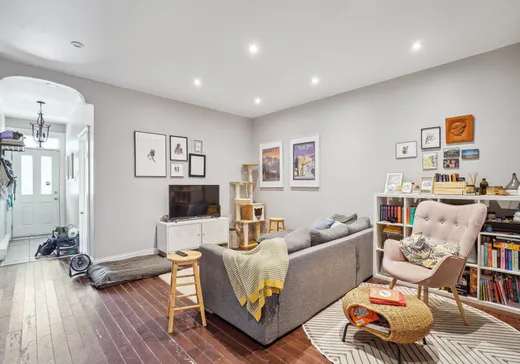 Triplex for Sale - 633 Rue Régina (633-637), Montreal (Downtown), H4E 1K3