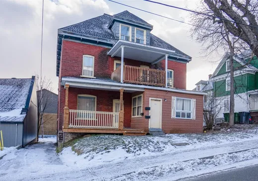 Triplex à vendre - 110-112 Rue Aberdeen, Sherbrooke, J1H1V7