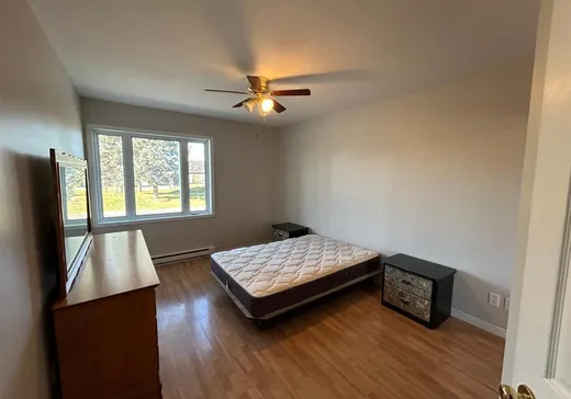 4-Plex for Sale - 1696 Rue St-Paul, Plessisville, G6L 1C2