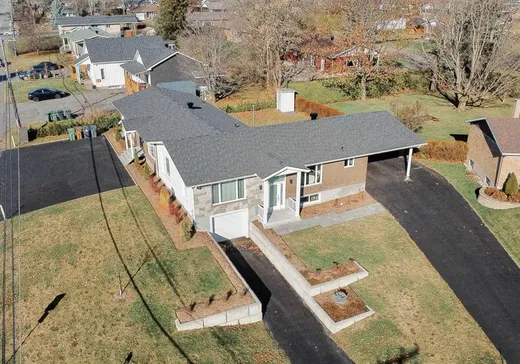 Duplex à vendre - 94 Rue Girouard, Victoriaville, G6P5T3