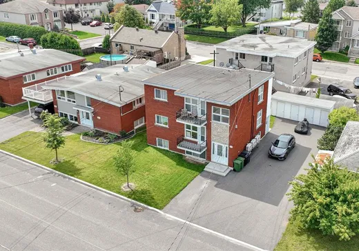 Triplex à vendre - 15935 Av. Champlain, Saint-Hyacinthe, J2T 3A5