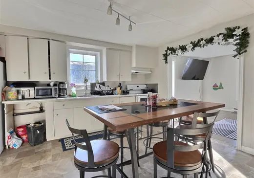 4-Plex à vendre - 1430-1436 Av. St-Louis, Plessisville, G6L 2M8