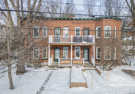 Duplex à vendre - 516-518 Rue St-François N., Sherbrooke, J1E2C1