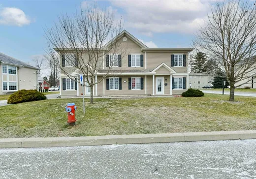 4-Plex for sale - 113 Boul. Louis-Joseph-Papineau, Cowansville, J2K0E2