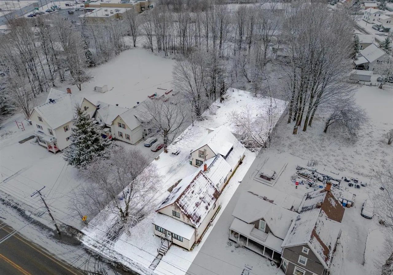 4-Plex à vendre - 750 Rue Dufferin, Stanstead, J0B 3E0