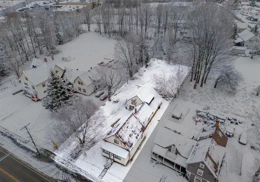 4-Plex à vendre - 750 Rue Dufferin, Stanstead, J0B3E0