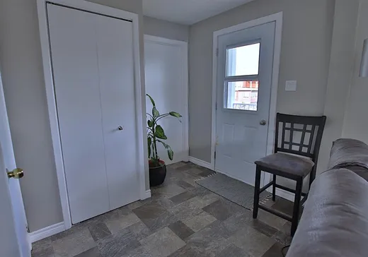 Triplex à vendre - 213-217 Rue Manville O., Val des Sources, J1T 1G4