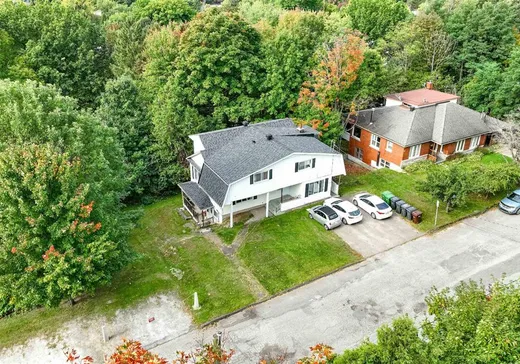 4-Plex à vendre - 571-577 Rue du Cardinal-Villeneuve, Sherbrooke, J1E 2H9