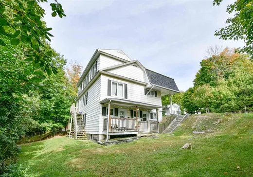 4-Plex à vendre - 571-577 Rue du Cardinal-Villeneuve, Sherbrooke, J1E 2H9