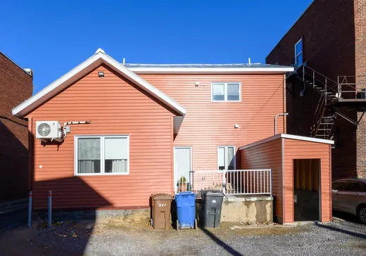 Duplex à vendre - 393-395 Rue Laviolette, Trois-Rivières, G9A 1V1