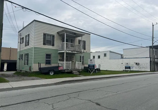 Duplex for sale - 846-848 Rue Wellington S., Sherbrooke, J1H5E4