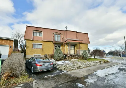 4-Plex à vendre - 117-121 Boul. des Érables, Drummondville, J2C 1Y2