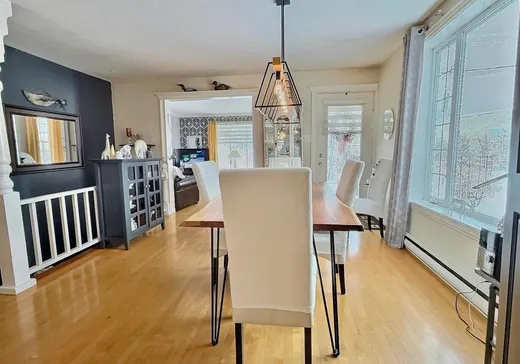 Duplex à vendre - 46-46A Rue Principale S., Lac-Mégantic, J0B 1Y0