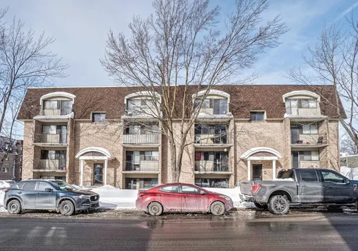 5-Plex à vendre - 11 Rue Dubois, Ste-Therese, J7E5A3