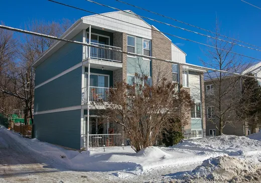 4-Plex for Sale - 520 Boul. Jacques-Cartier N., Sherbrooke, J1J 4G5