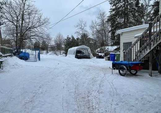 5-Plex à vendre - 459-463A Rue St-Pierre, La Tuque, G9X 3E2