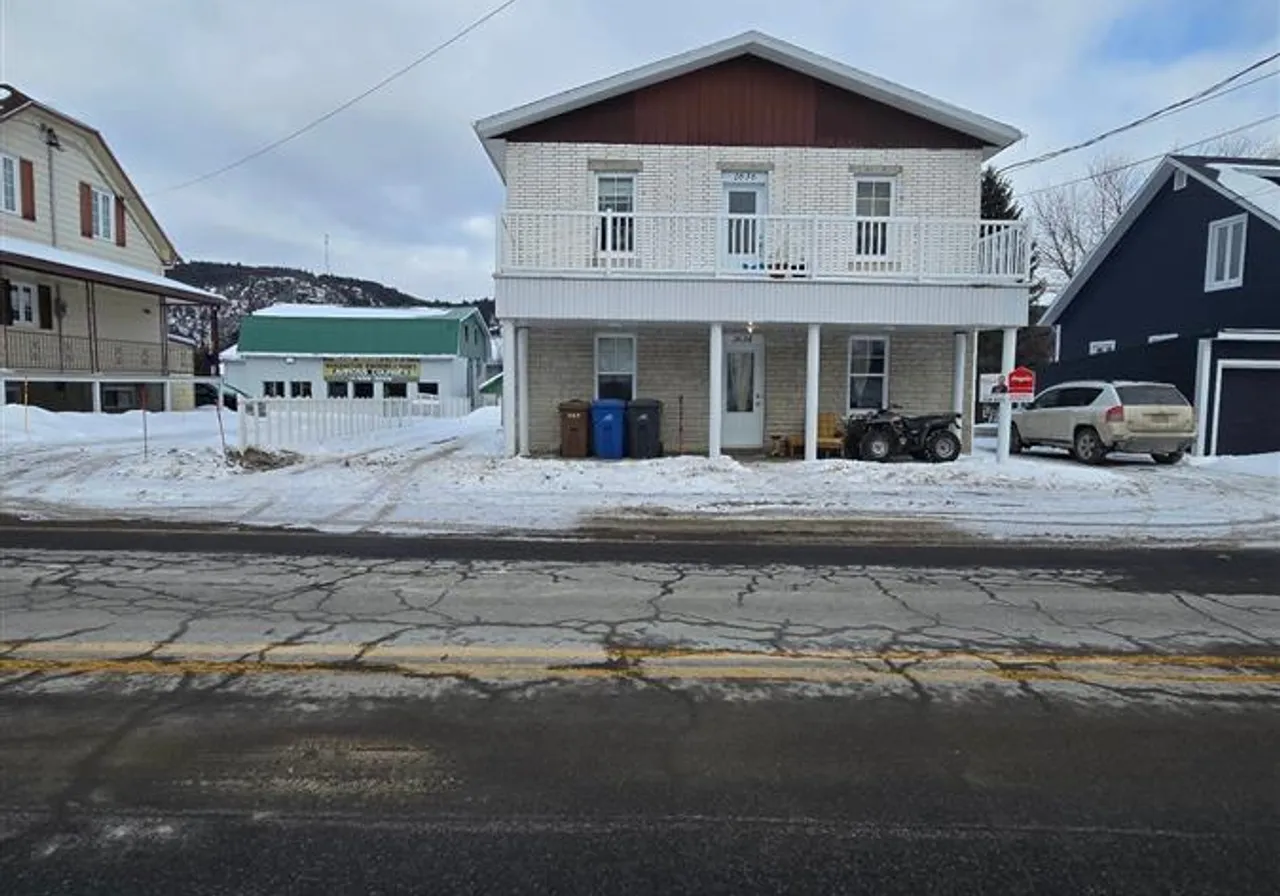 Duplex à vendre - 1634-1636 Ch. de St-Jean-des-Piles, Shawinigan, G0X 2V0