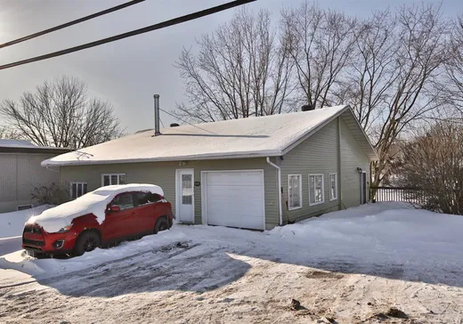 Duplex for sale - 4860 Rue St-Pierre O., Saint-Hyacinthe, J2T5G9