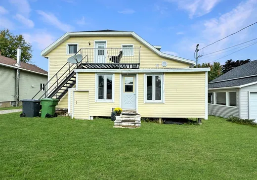 Duplex à vendre - 34 Rue Papillon, Cap-Santé, G0A 1L0
