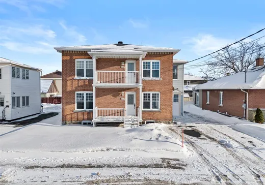 Duplex à vendre - 814-816 Rue St-Pierre, Drummondville, J2C3X3