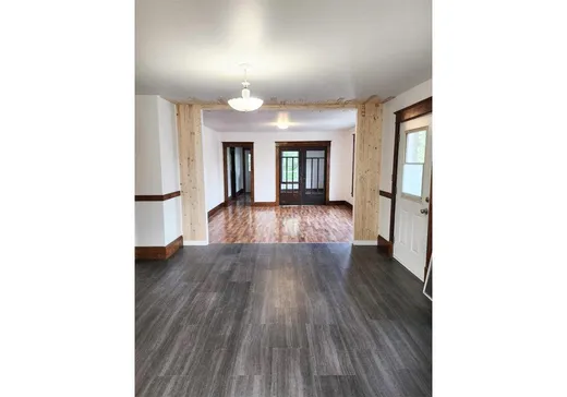 Triplex à vendre - 237-241 Rue Brooks, Sherbrooke, J1H 4Y1