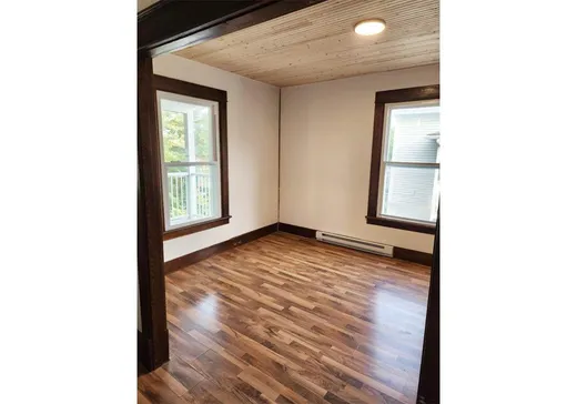Triplex à vendre - 237-241 Rue Brooks, Sherbrooke, J1H 4Y1