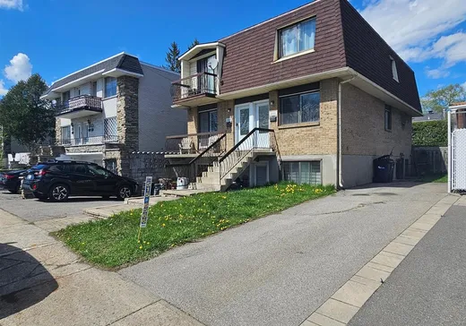 Triplex à vendre - 2243-2247 Rue de Melbourne, Laval (Laval-des-Rapides), H7N3A5