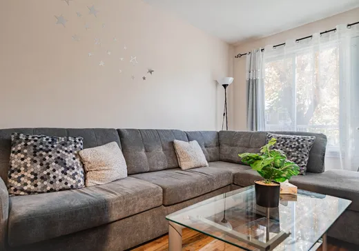 5-Plex for Sale - 5851 Boul. Roi-René, Montreal (Anjou), H1K 3E8