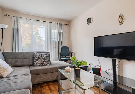 5-Plex for Sale - 5851 Boul. Roi-René, Montreal (Anjou), H1K 3E8