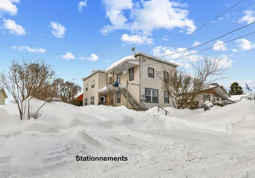 4-Plex for Sale - 25 Av. Montcalm, Saint-Pie, J0H 1W0
