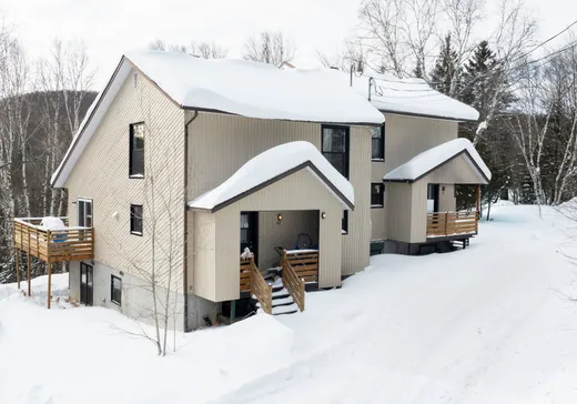 5-Plex à vendre - 82-94 Rue Célina-Renaud, Mont-Tremblant, J0T1H0