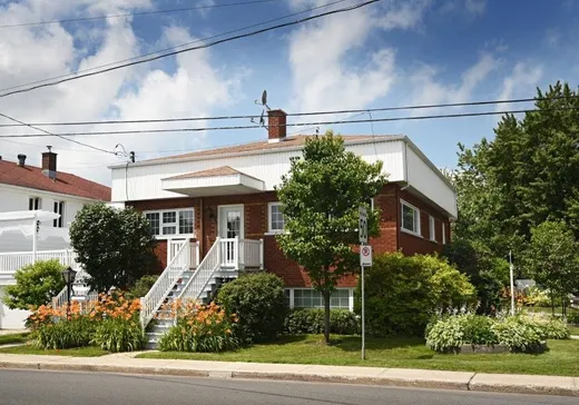 Duplex à vendre - 42-44 Rue St-Paul, Victoriaville, G6P 3J3