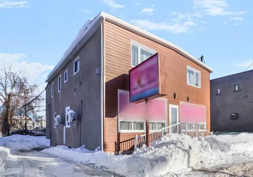 4-Plex à vendre - 3965-3971 Boul. Lévesque O., Laval (Chomedey), H7W2P2