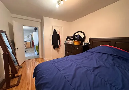 5-Plex à vendre - 1045-10563B Av. du Collège, Saint-Vincent-de-Paul, H7C 1W4