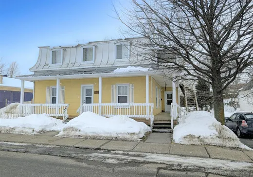 Duplex for sale - 1572-1574 Av. St-Nazaire, Plessisville, G6L2H9