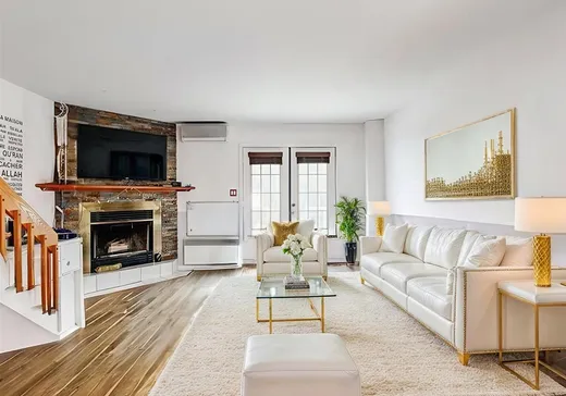 4-Plex for Sale - 1513-1517 Boul. Alexis-Nihon, Montreal (Saint-Laurent), H4R 2R4