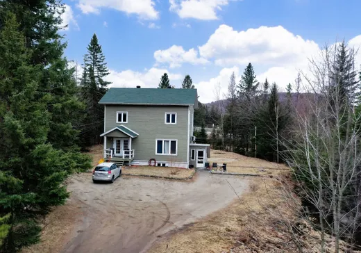 Duplex for Sale - 550-552 Rue de la Pisciculture, Mont-Tremblant, J0T 1J2