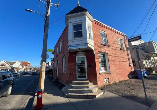 5-Plex for sale - 228 Rue St-Charles, Saint-Jean-sur-Richelieu, J3B2E1