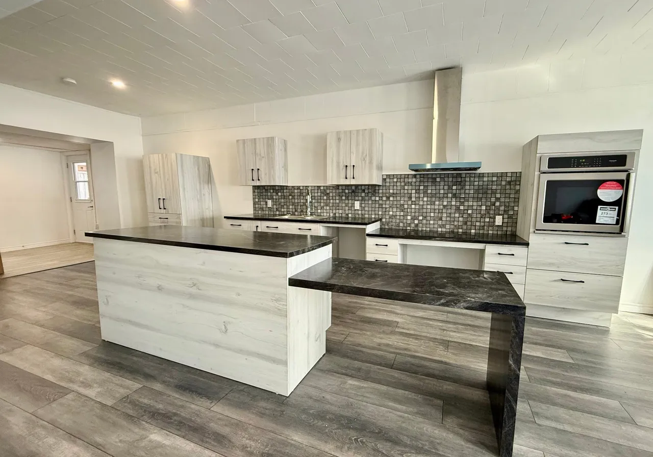 Duplex à vendre - 38 Rue Boulay, Matane, G0J 3K0