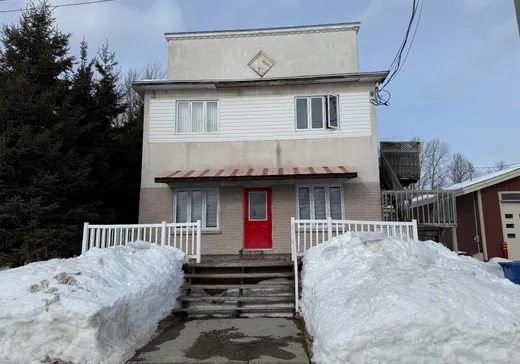 Duplex à vendre - 38 Rue Boulay, Matane, G0J 3K0