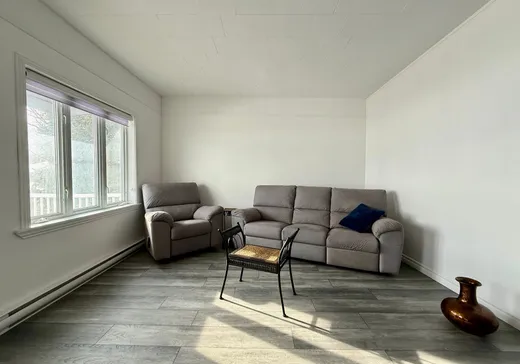 Duplex à vendre - 38 Rue Boulay, Matane, G0J 3K0