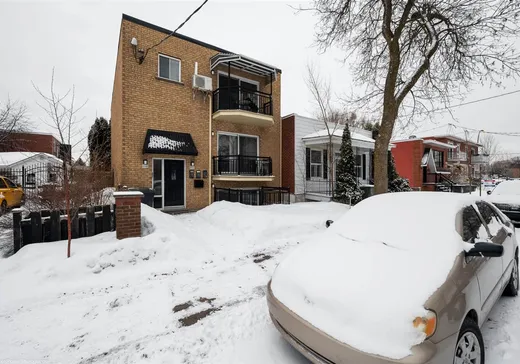 Triplex for sale - 8940 Rue de Marseille, Montreal (Downtown), H1L1S4